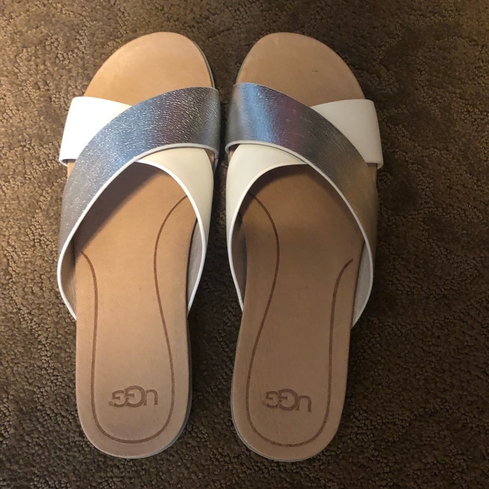 White Kari UGGS Sandals w silver